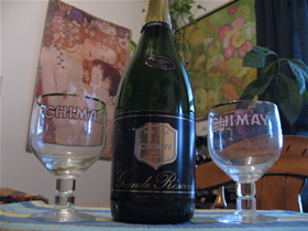 Vintage (2000) Grand Reserve with Two Goblets